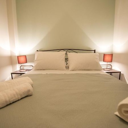 Marias Bbq Garden House Apartment กาลามาตา ภายนอก รูปภาพ