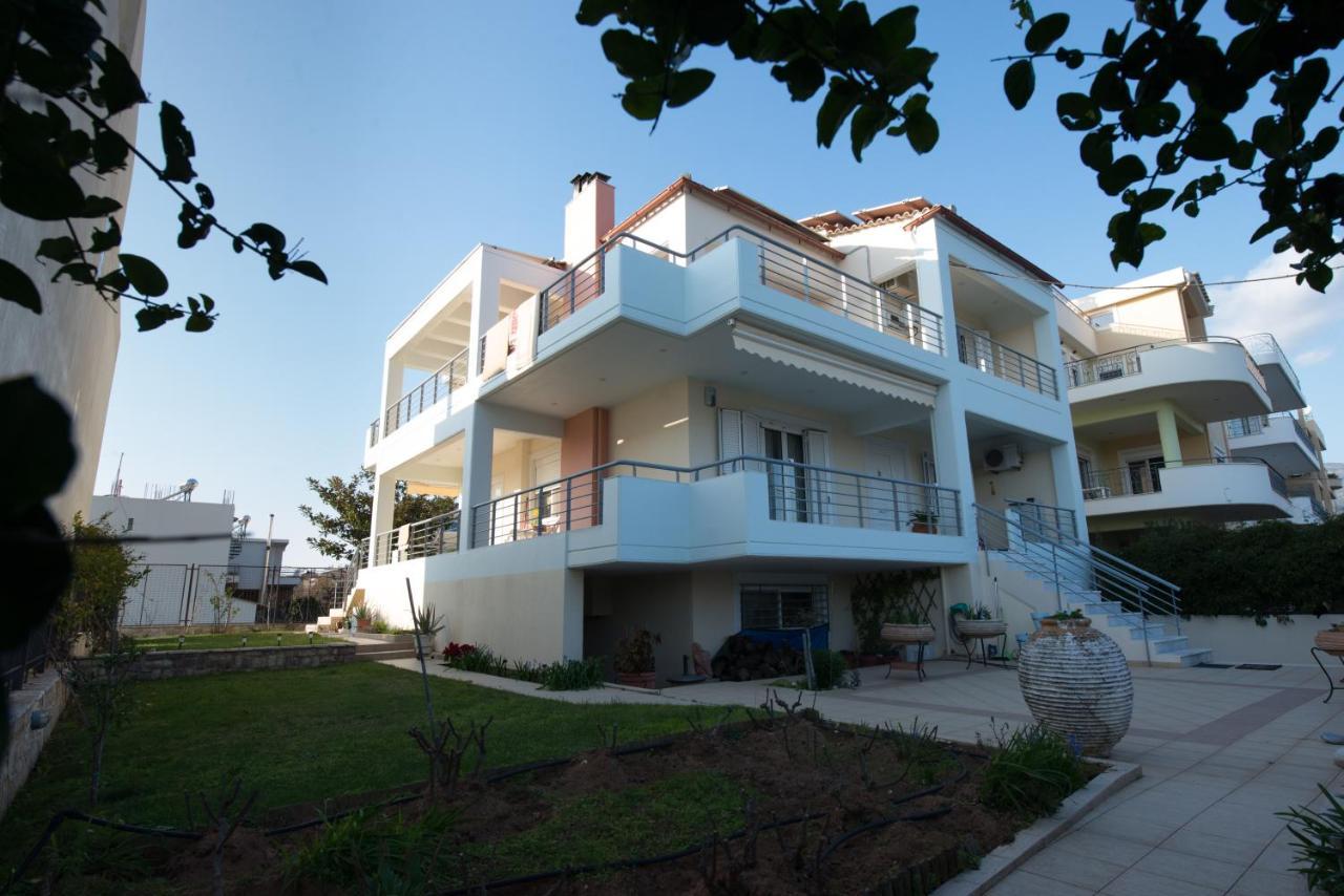 Marias Bbq Garden House Apartment กาลามาตา ภายนอก รูปภาพ