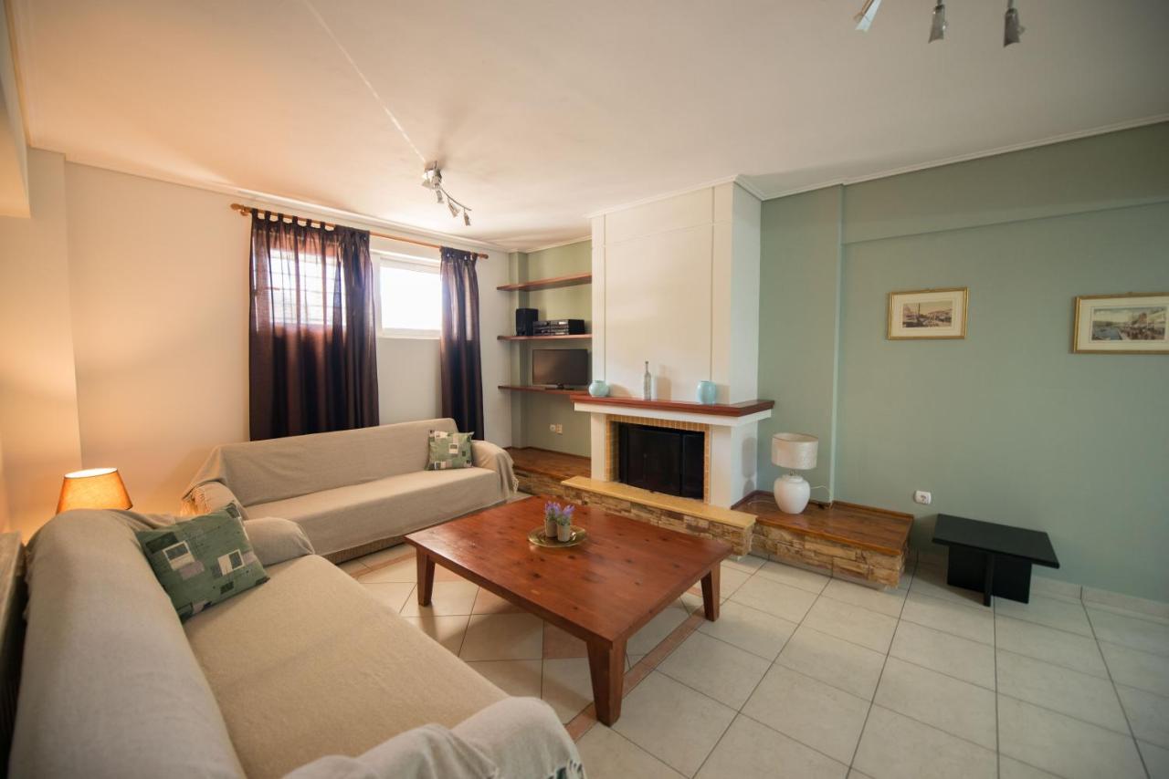 Marias Bbq Garden House Apartment กาลามาตา ภายนอก รูปภาพ